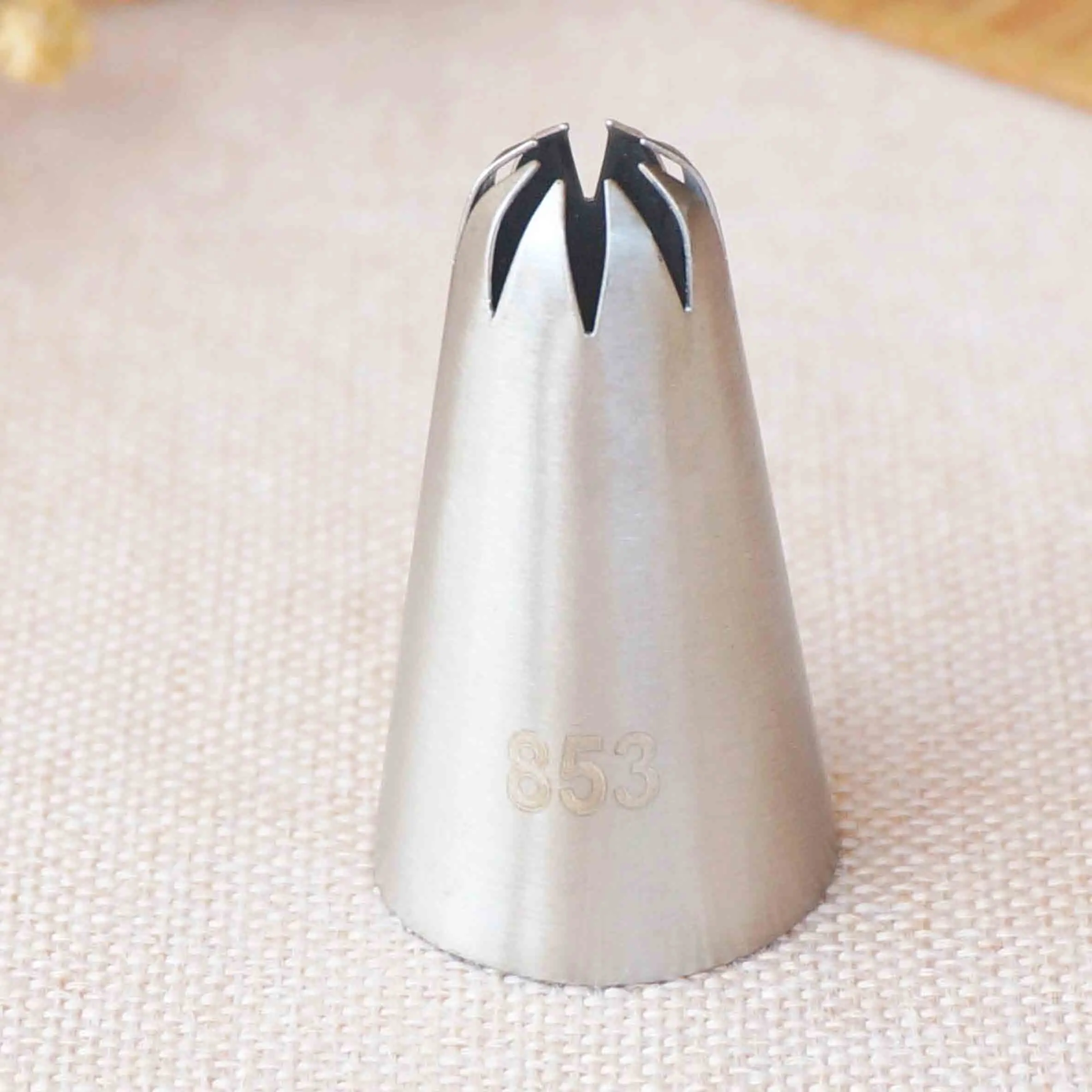 

#853 Cake Decorating Tools Stainless Steel Cream Nozzles Icing Piping Pastry Tips Bakeware For Fondant Cake Cupcake Sugarcraft