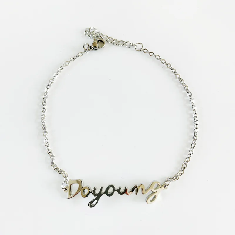 【fourcomma】ICY SS NECKLACE★送料・関税込★NCTマークを着用 KPOP NCT Member Signature Bracelet Silver Color Stainless