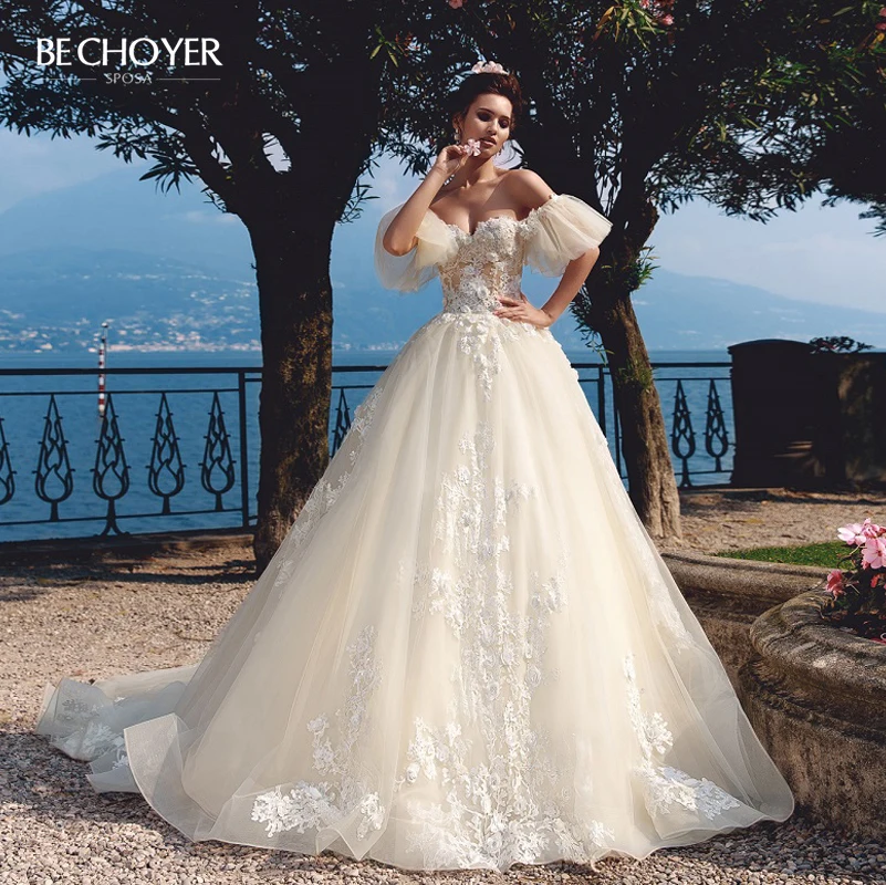 

Romantic 3D Flowers Wedding Dress Appliques Lace Illusion A-Line Court Train BECHOYER PZ32 Princess Bridal Gown Vestido de novia
