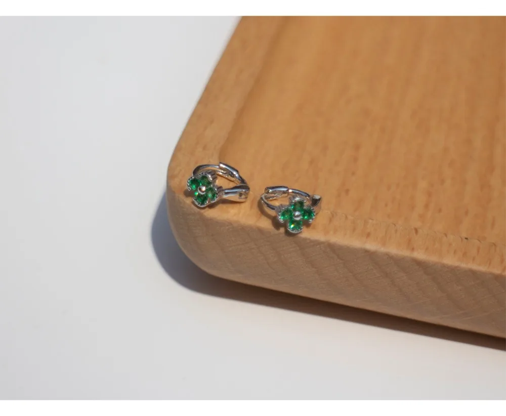 Серьги из стерлингового серебра 925 пробы, модные, циркониевые, четыре-застежка в виде листа, Ушные Кольца, мини-ушные кости, ушные пряжки, 5,2 мм, милый тренд, дикие женские серьги, еврей