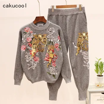 

Cakucool Sequined Florals Women Sweater Suits Casual Knitted Pants 2PCS Track Suits Palace Embroid Women Trousers+Jumpers Set