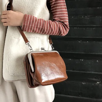 

Bag Women's 2020 Winter New Style Double Layer jia kou bao Retro Crossbody Bag WOMEN'S Bag