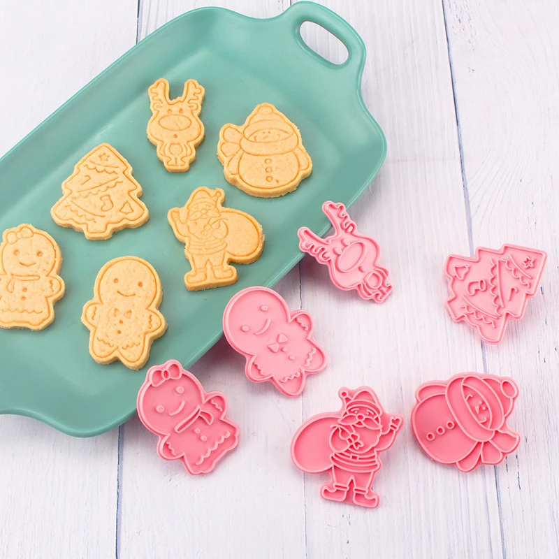 Christmas Themed Cookie Cutter Set - Plastic Spring Biscuits Pastry Cutter  Set 3D Cookie Cake Plunger Cutter Baking Mould, 4 Pack Christmas Cookie