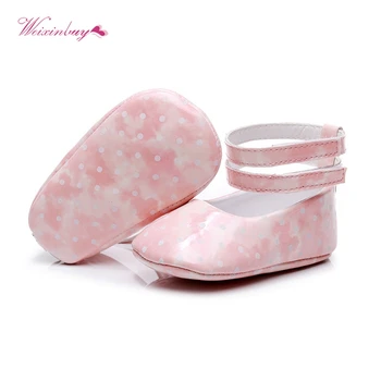

Fashion Baby Sandals Summer Crib Moccasins Shoes Anti-slip Hard Sole Flip Flop Infant Baby Dot Shoes for 0-24 M