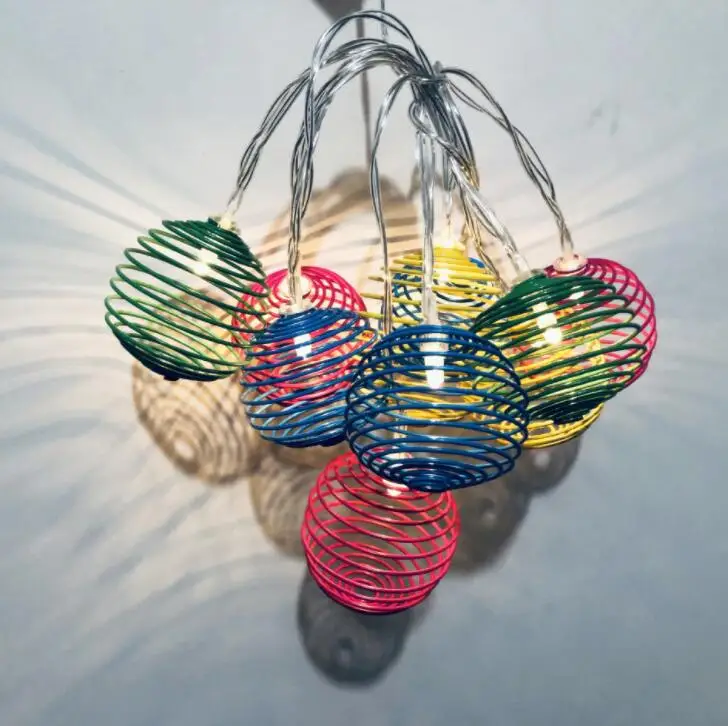 

LED Battery Box Round Geometric Colored Spring Light String Festival Party Home Decoration 2m 20led