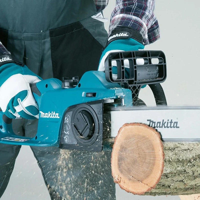 Пила цепная электрическая Makita UC4041A (Мощность 1800 Вт, длина шины 40 см, шаг цепи 3/8 дюйма, скорость цепи 14.5 м/с)