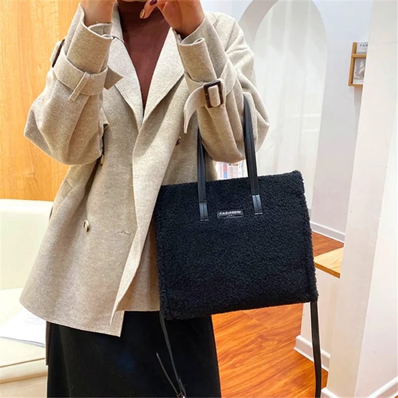 

Winter Warm Women Shoulder Bag Quality Wool Tote Bag Solid Large Capacity Square Messenger Bags Simple All-match Ladies Handbags