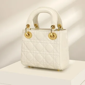

2020 New Women's New European and American Retro Bag French Textured Wedding Bag Women's Bag