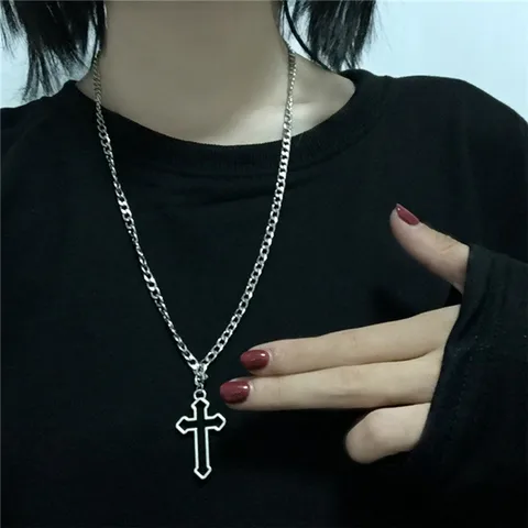 Dark Gothic Hollow Cross Pendant Chain Necklace For Kpop Cool Harajuku Street Egirl Men Women Punk Halloween Jewelry N01