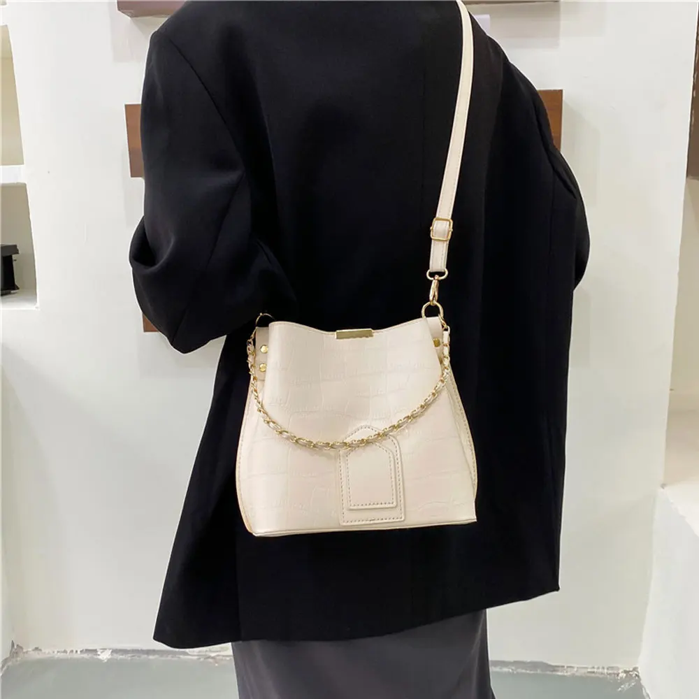 New Leather Shoulder Bags for Women Bucket Crossbody Bags Fashion Trends Female Printed Handbags Casual Ladies Simple Clutch