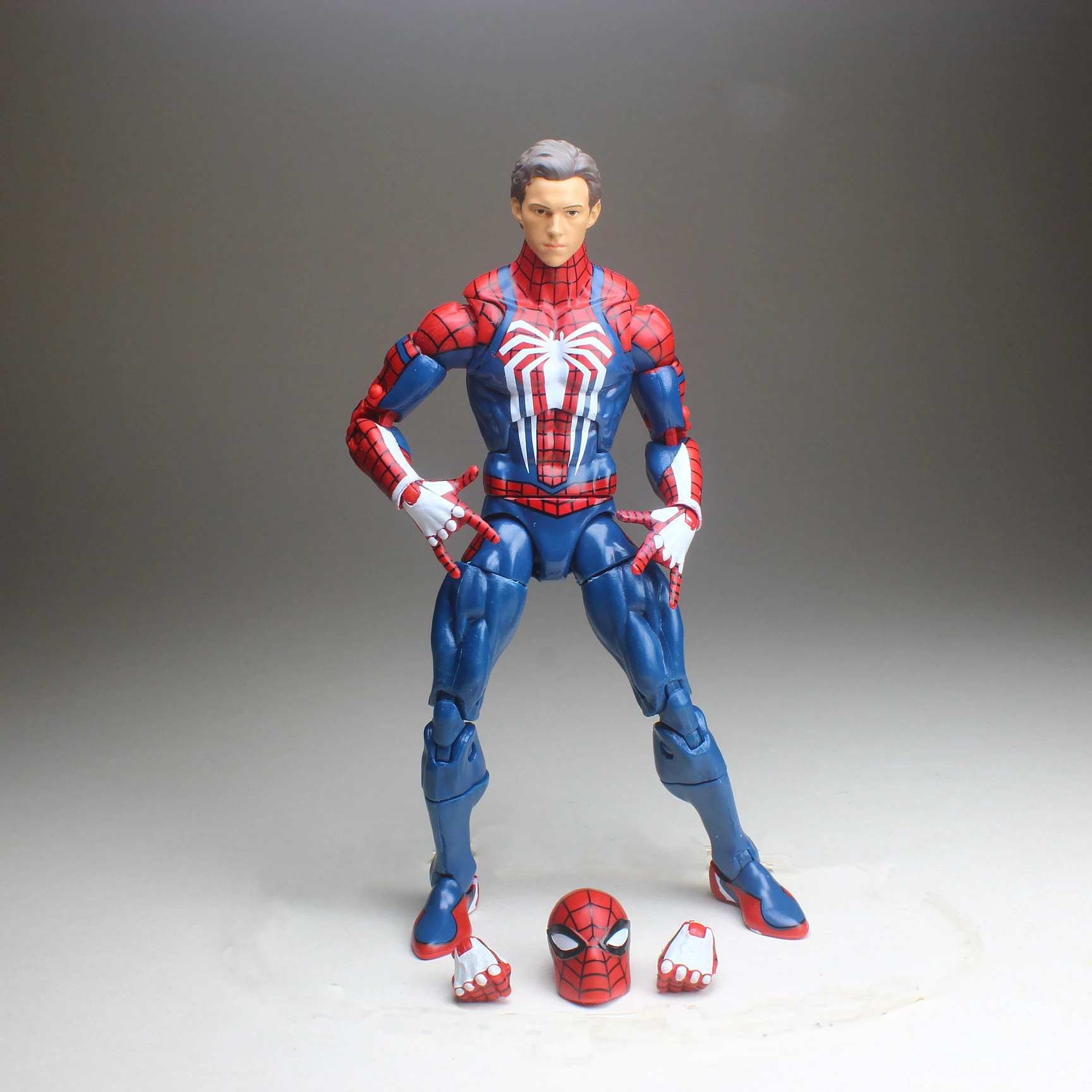 Marvel Legends Gamerverse Spiderman Spidey No Web Accessory with Tom  Holland Far From Home 6