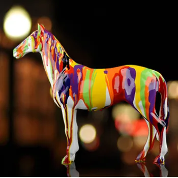 

New Chinese Style Color Horse Decoration Living Room Office Desktop Colored Drawing Simulation Animal Sculpture Home Decor A1778