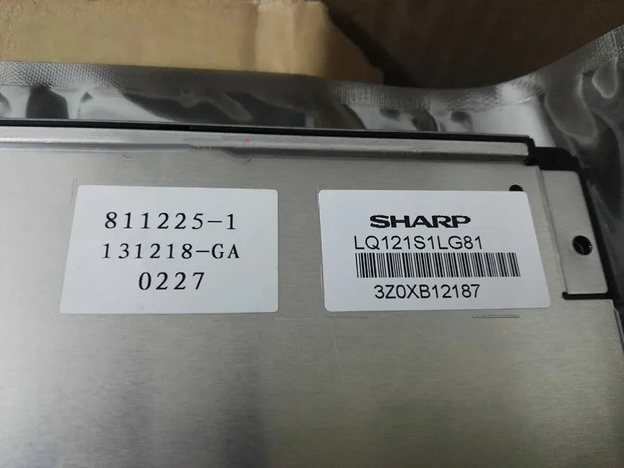 12,1 дюймовый ЖК-экран LQ121S1LG81