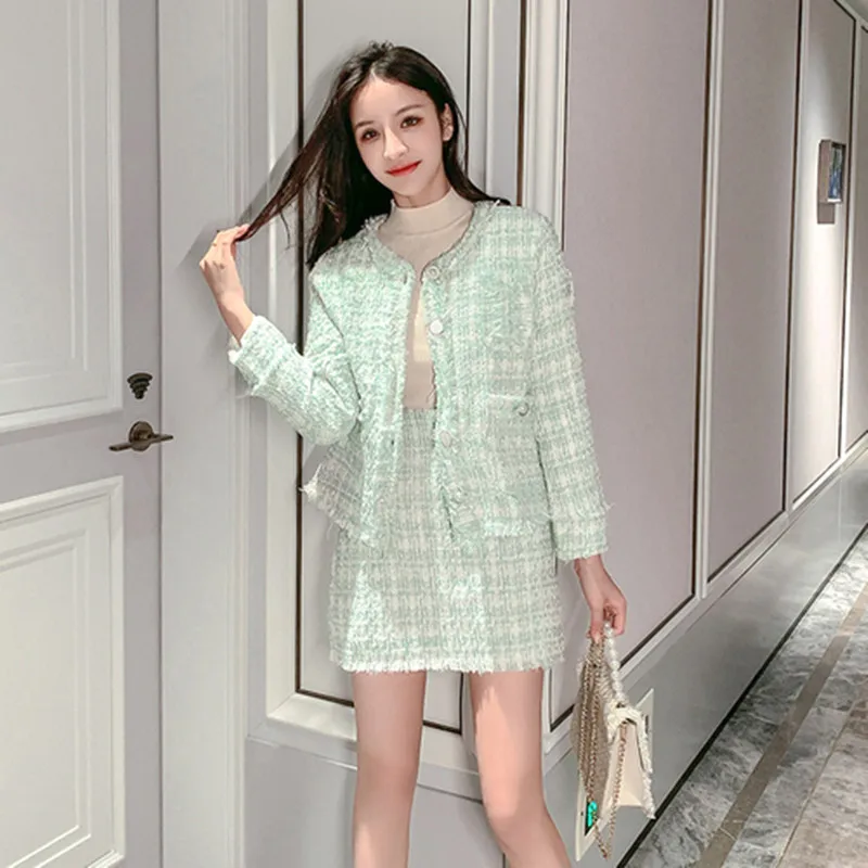 

Korean Edition 2019 Autumn Winter New Pattern Women Set Fashion Single Breasted Tweed Coat +Tweed Short Skirt 2 Piece Set