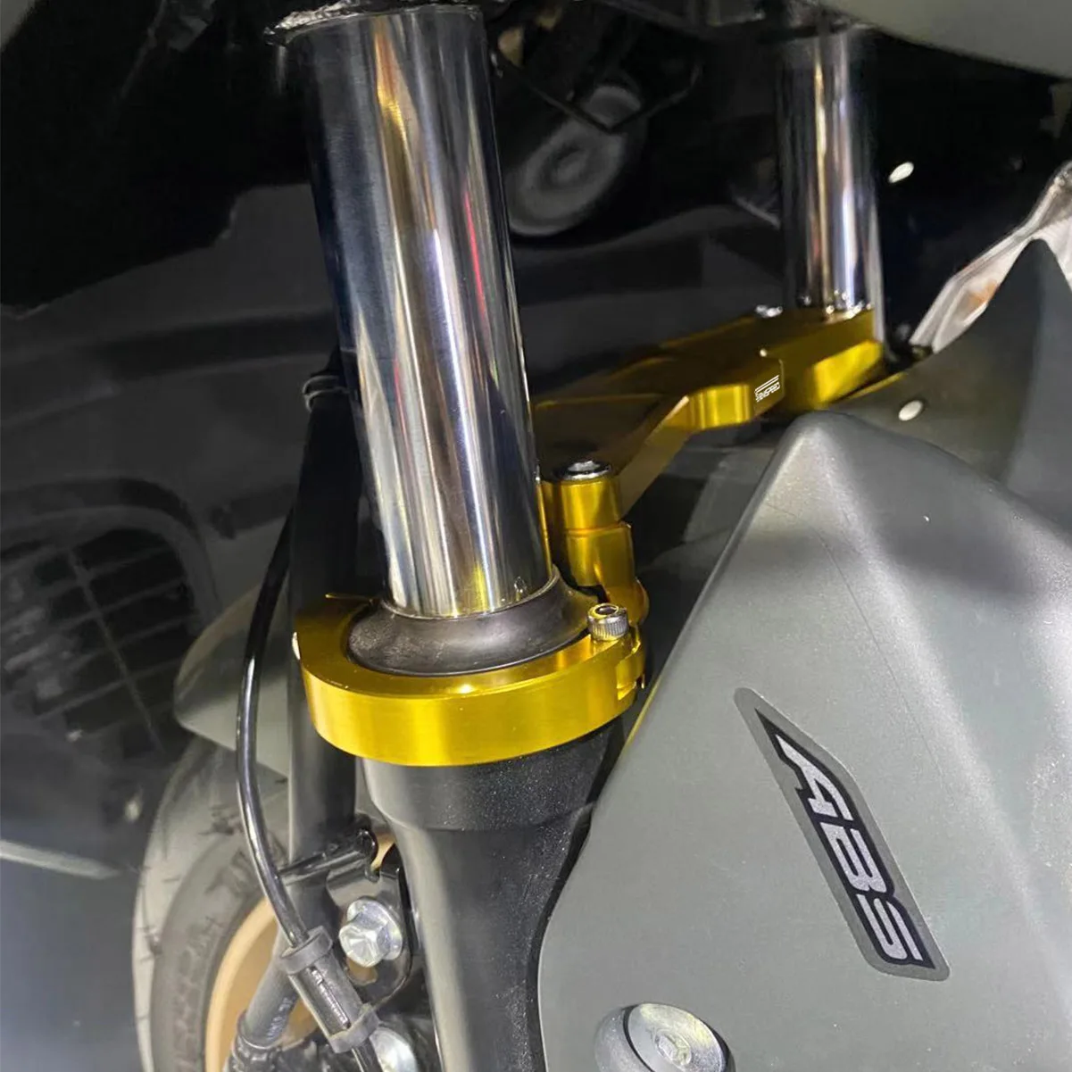 N-MAX エヌマックス　155 125　フロントフォーク 正規品 NCY高品質鍛造削出カスタムフロントフォークステム
