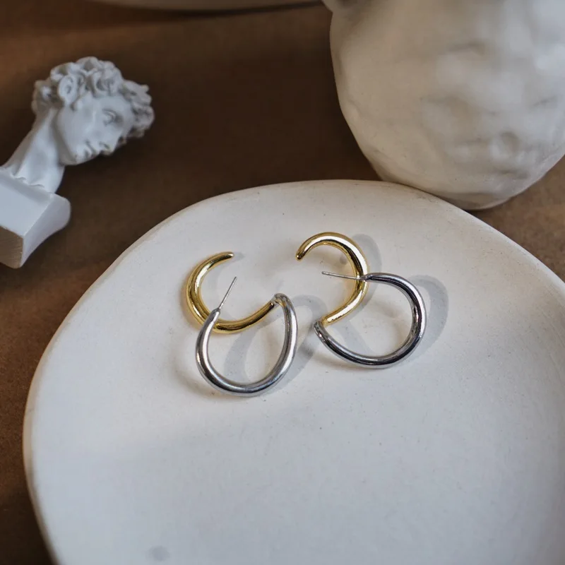 Индивидуальные серебряные золотые Изогнутые Поддельные двойной открытый круглый круг C серьги гвоздики для женщин Девушка Модные ювелирные изделия
