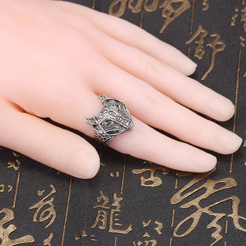 

New Vintage Silver Alloy Wolf Head Ring Myth Is Punk Rock Men's Domineering Animal Jewelry Opening Adjustable Ball Party Gift