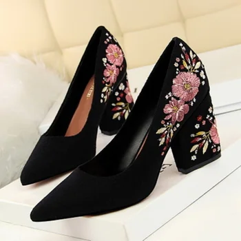 

Spring and autumn new ladies retro high heels embroidered suede with thick with high heel pointed ladies shoes