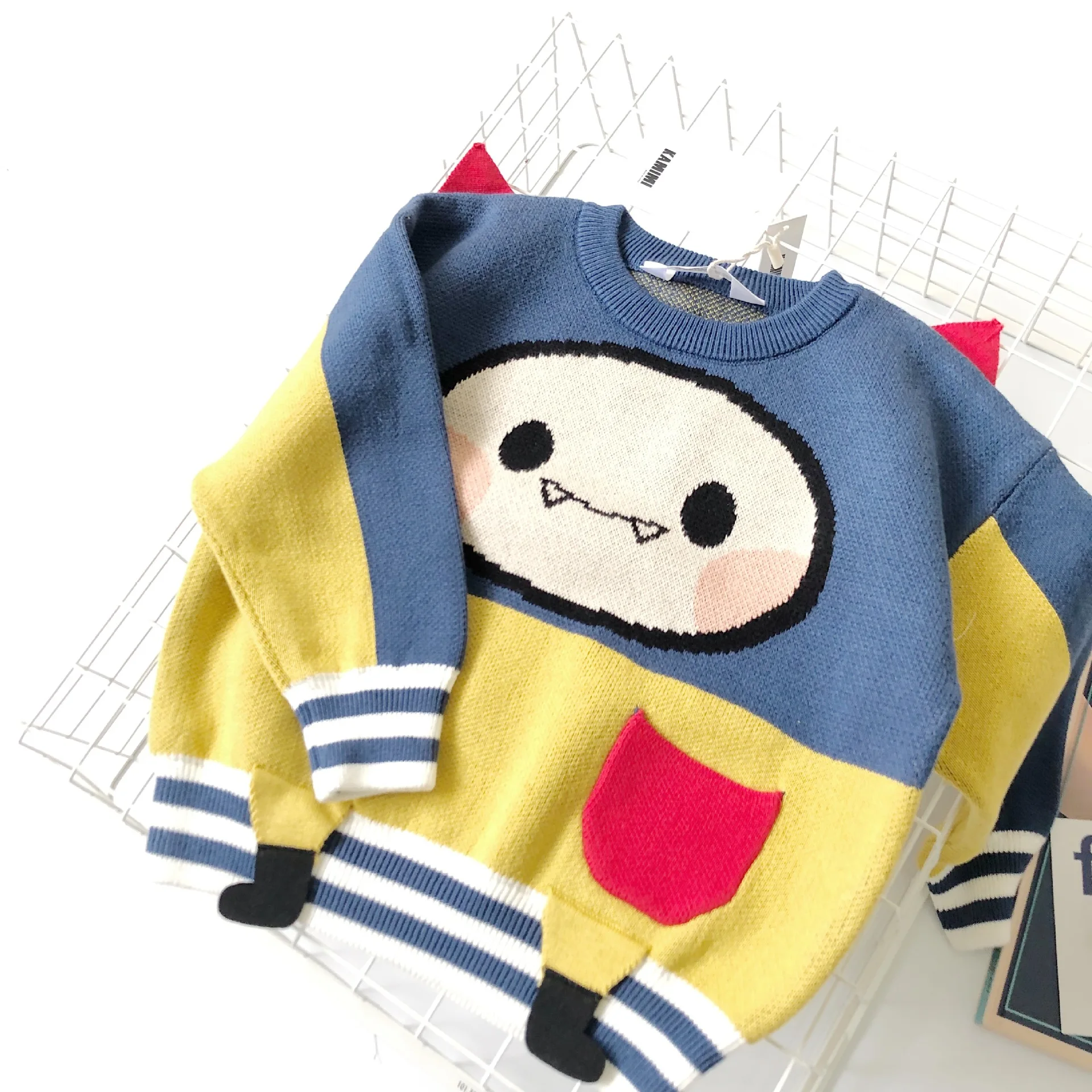 Tonytaobaby осень-зима платье, Новое поступление, для мальчиков и девочек, одежда для малышей дьявольские крылья узор, раздел-одежда для детей; свитеры Детский свитер