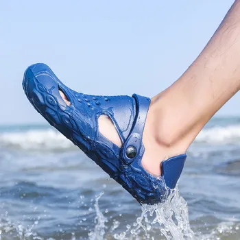 

Outdoor Swimming Water Shoes Men Breathable Anti-skid Beach Sandals Light Sneakers Men Aqua Upstream Wading Sneakers Men Summer