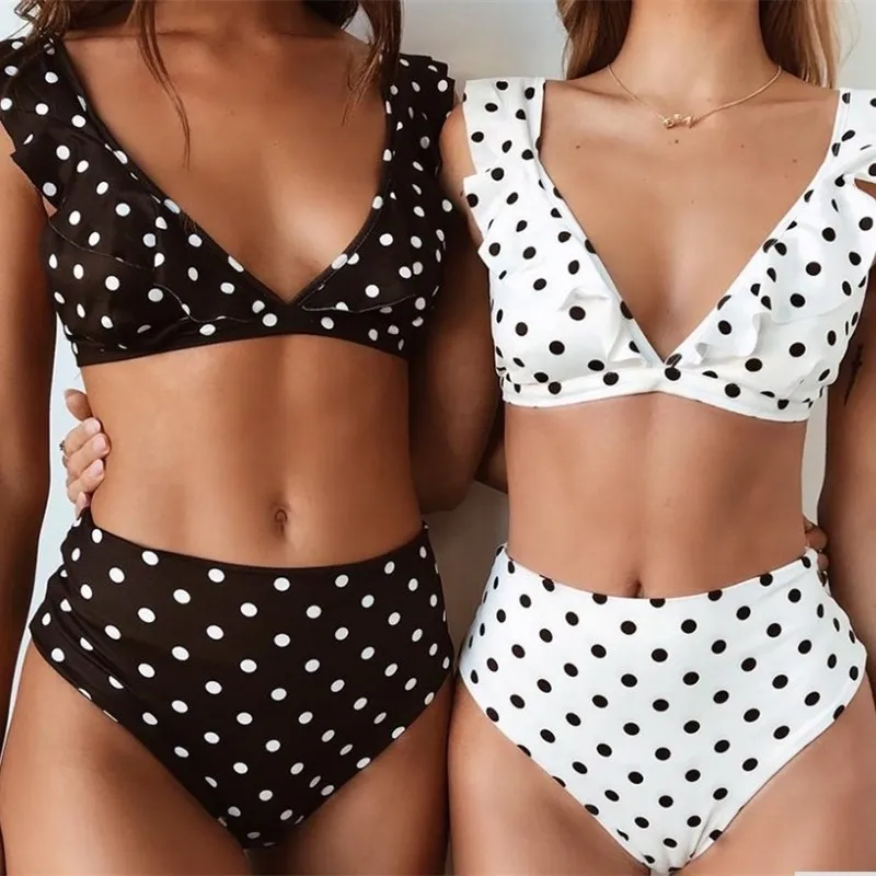 

2019 falbala deep V bikini in Europe and the amazon hot style swimsuit printed black and white wave point sexy swimsuit
