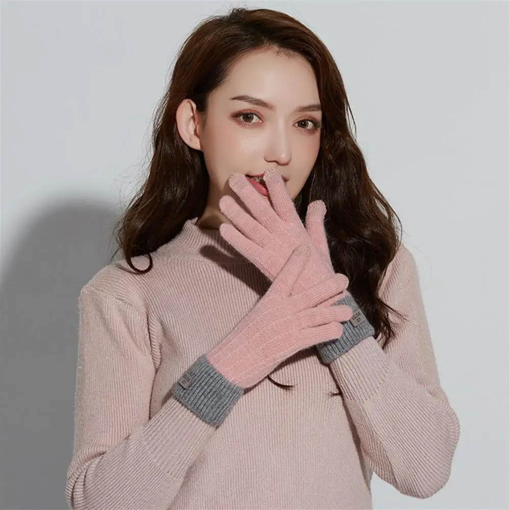 Женские вязаные перчатки с сенсорным экраном, зимние теплые, имитация альпаки, удобные, высокоэластичные, контрастные, ручная коррекция - Цвет: Pink