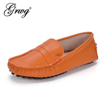 

100% Genuine Leather Men Casual Shoes Brand 2020 Italian Men Loafers Moccasins Breathable Slip on Driving Shoes