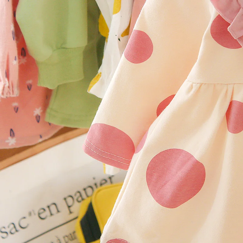 Модная осенняя одежда в горошек с длинными рукавами для девочек Повседневные платья в стиле пэчворк одежда для маленьких девочек верхняя одежда для малышей от 0 до 24 месяцев