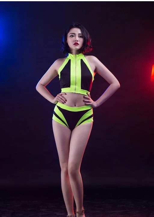 F0RWIZIMQNMTR%[QXZ$XWG9