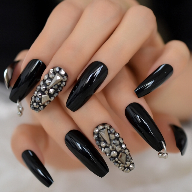 Silver Strass Fake Nails Studs Extra Long Horse Shoe Metal Coffin Faux Ongles with Decorative Stones Frosted Maniture Tips