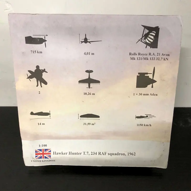 AMER 1/100 Scale UK 41. Модель военного самолета из литого металла Hawker Hunter T.7 игрушка для
