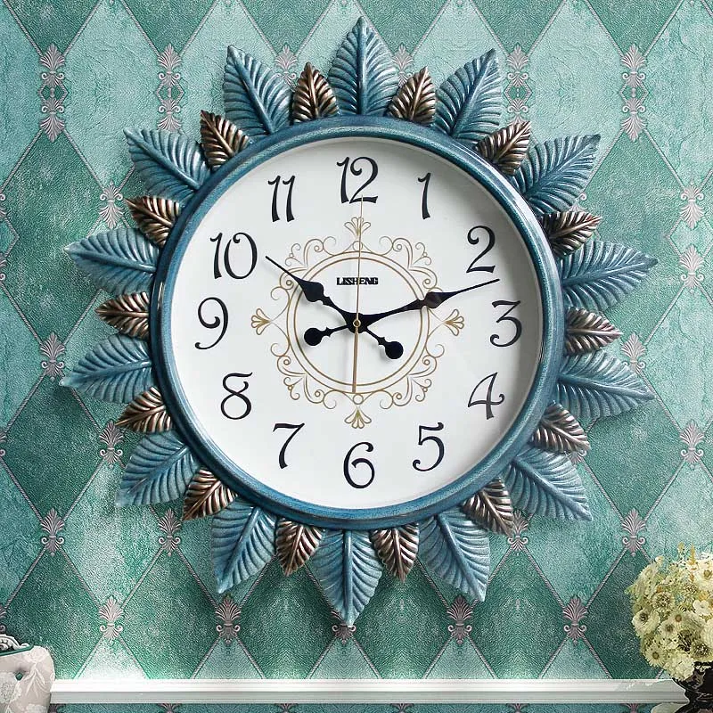 Copper Color Round Mute Large Wall Clock Retro Leaf Shape Clock Z01052-2  