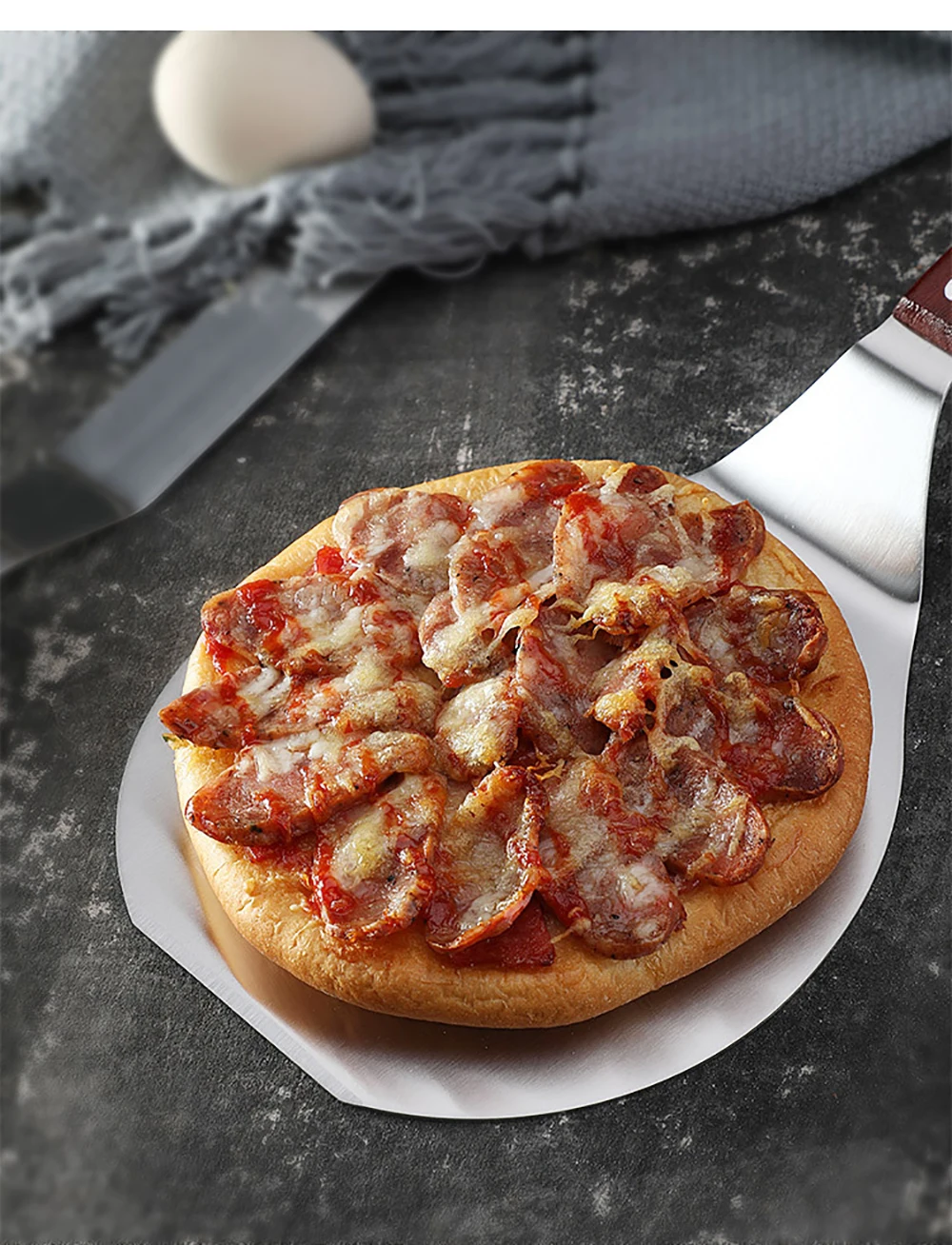 13821874553_1819381130