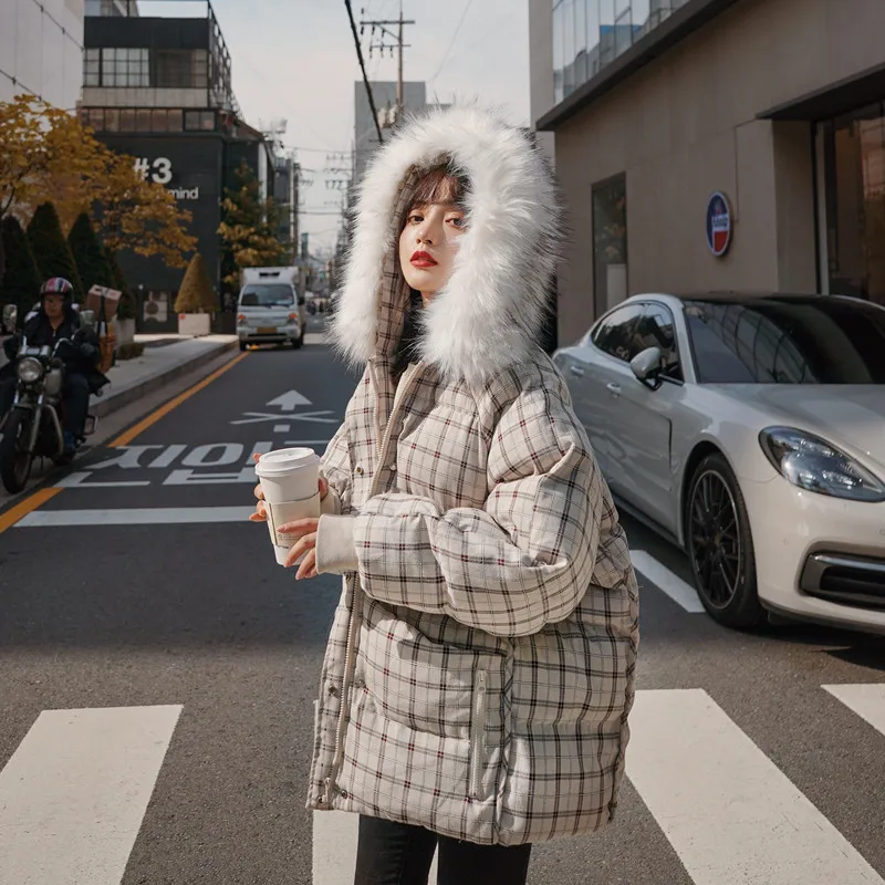 

2 Colors Plaid Puffer Jacket for Women Winter 2020 Korean Fashion Trends Fur Collar Hood Bubble Coats Sweet Ladies Warm Clothes