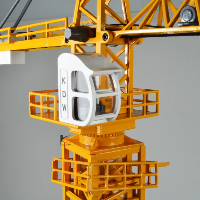 

Cadeve 1: 50 Fully Alloy Engineering Vehicle Series of Tower Crane Collection Desk Ornament Entity