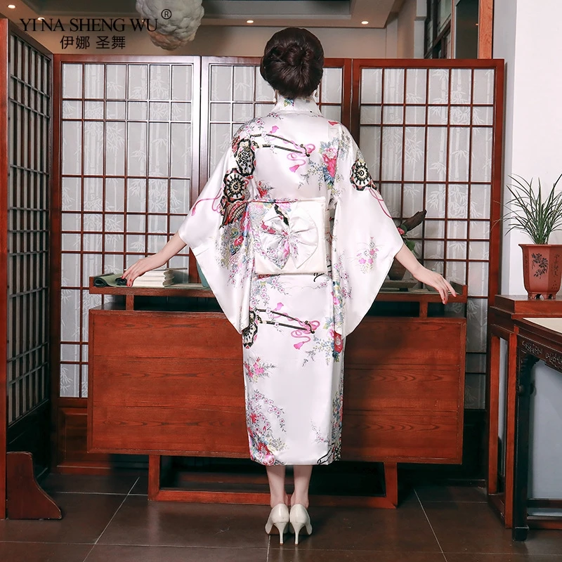 Yukata женское традиционное японское кимоно Банный халат сексуальный женский, с цветочным принтом кимоно вечерние новые костюмы для косплея