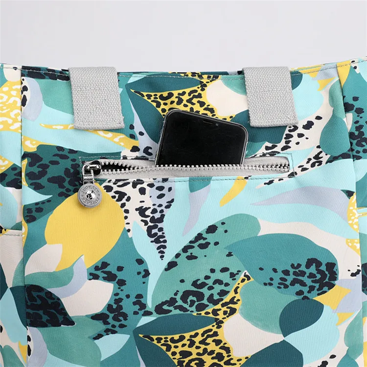 2021 New Nylon Large Capacity Summer Ladies Beach Shoulder Bag Woman Designer Handbags Youth Ladies Bags Tote Ladies Casual Bag