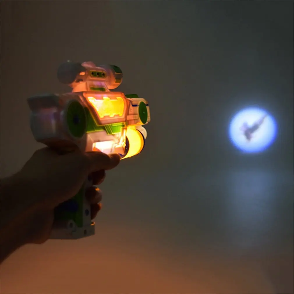 2018 Outdoor Game Toy Gun Electric Luminous Flash Light Music Eight Kinds of Image Voice Projection Gun Toys Like Gift Toy Guns