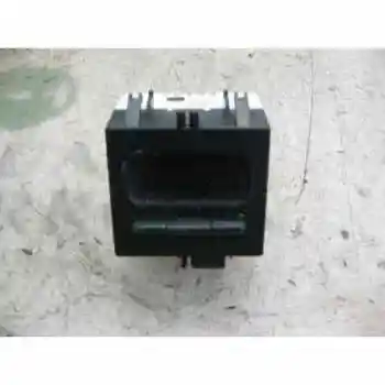 

COMMAND MULTIFUNCTION RENAULT MEGANE I CLASSIC (LA0) 1.6e RN Z114 [4623500]