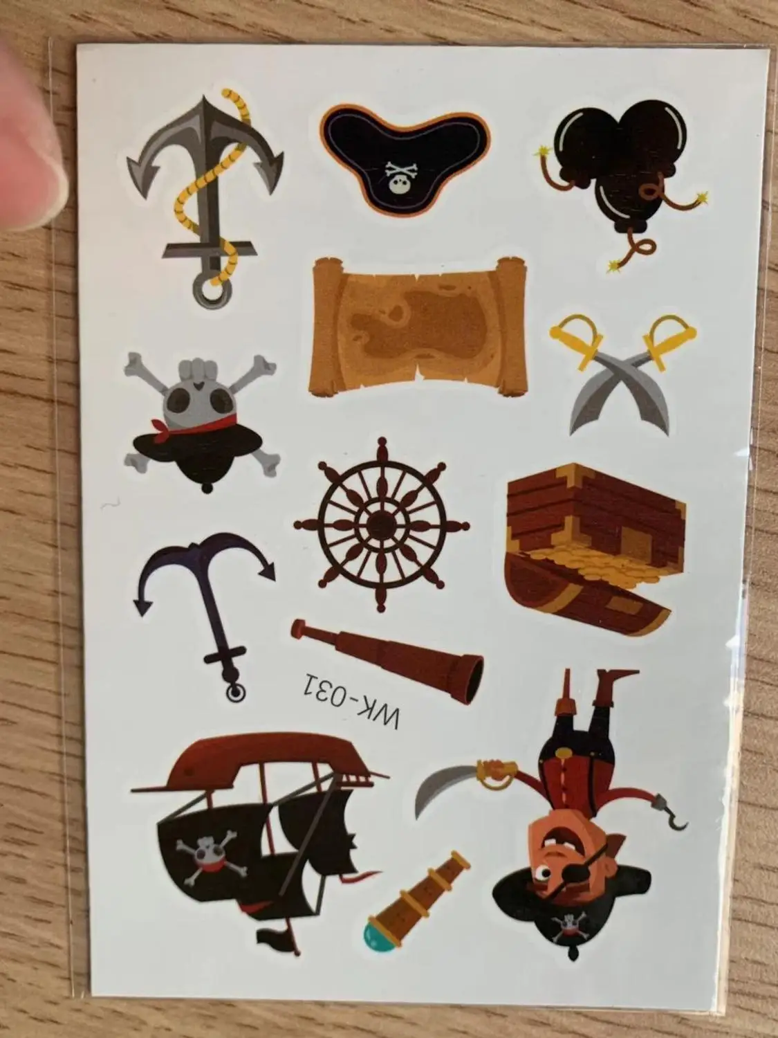 Funny Environmentally Friendly Cartoon Pirate Temporary Tattoo Stickers Kids Treasure Hunt Fake Body Waterproof Tattoo 1 Sheet - Color: WK-031
