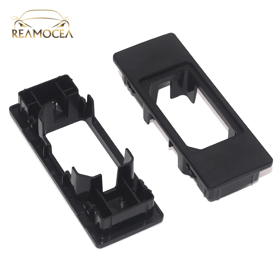 Reamocea Black Plastic Car USB Carplay Interface Module Sync3 Multi-media Box Hub Cover Moulding Fit For Ford HC3Z-19A387-B