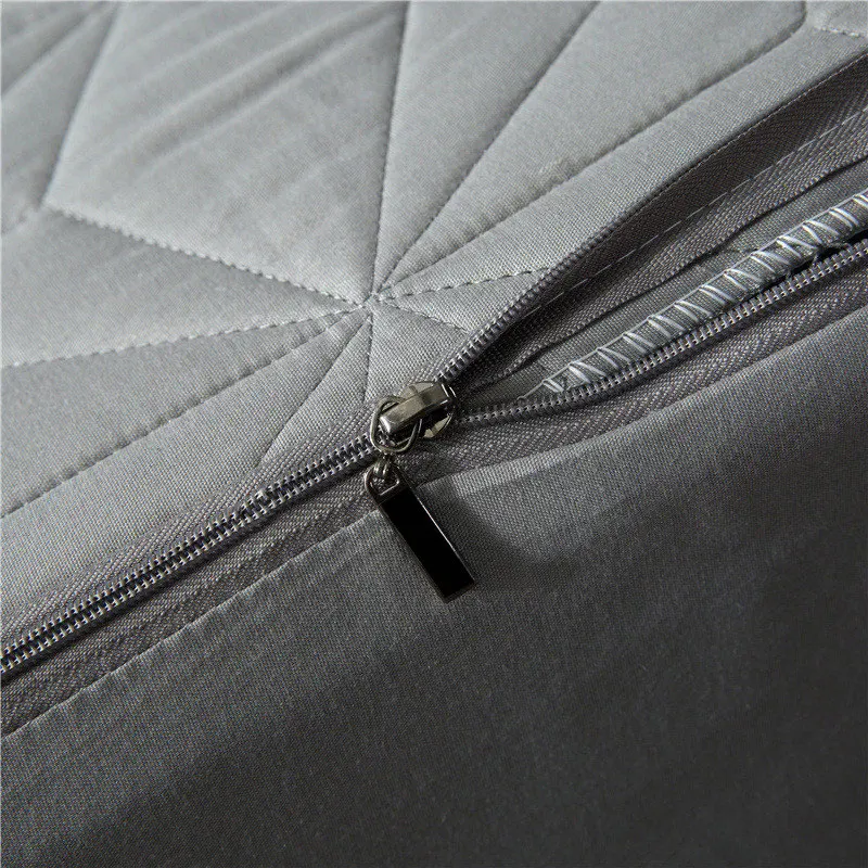 

Quilted Waterproof Mattress Cover with Zipper Breathable Queen Twin Full Fitted Sheet 6 Sides Inclusive Mattress Protector Pad