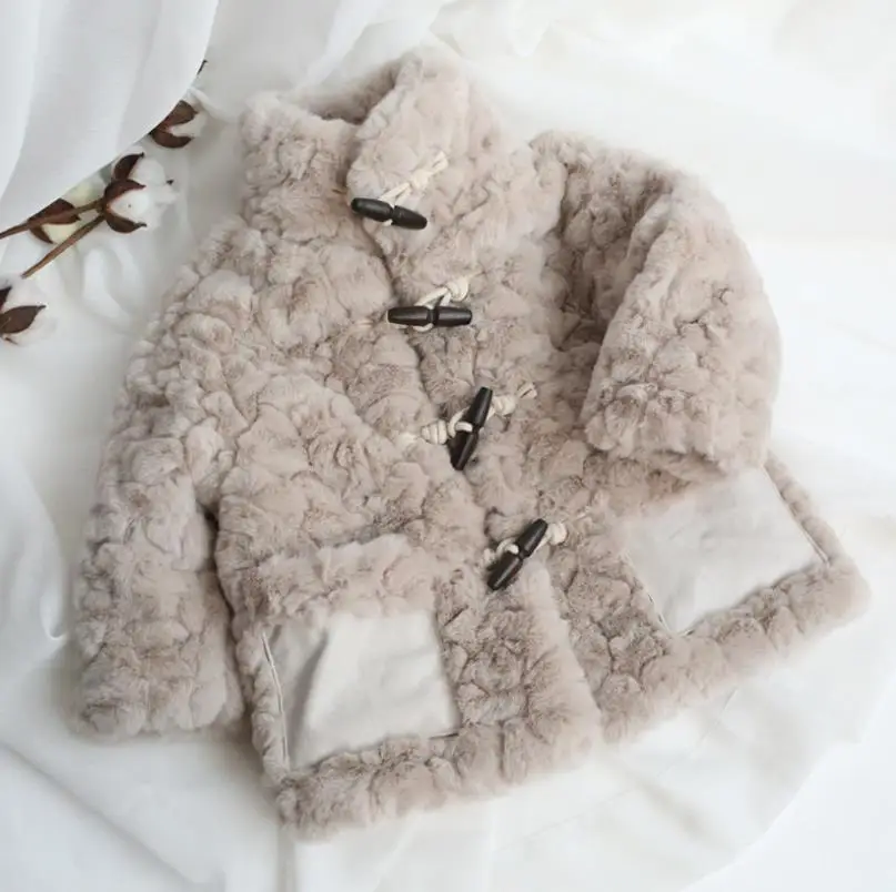 

Winter Girls Faux Fur Coat Children Thicker Warm Hooded Jacket Baby boys Outerwear Modis Kids Imitation Rabbit Fur Coat Y2467
