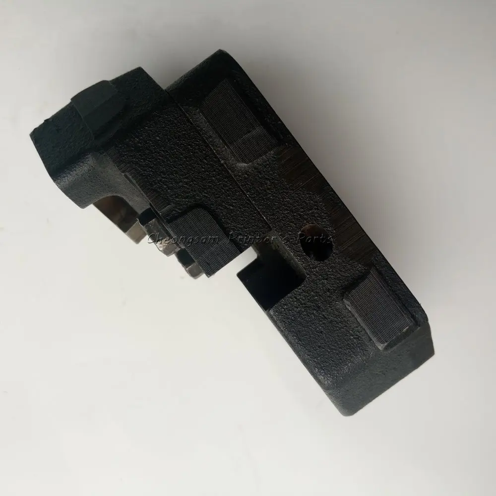 M2.010.206 подшипниковая пластина OS M2.010.206C для офсетной печатной машины Heidelberg
