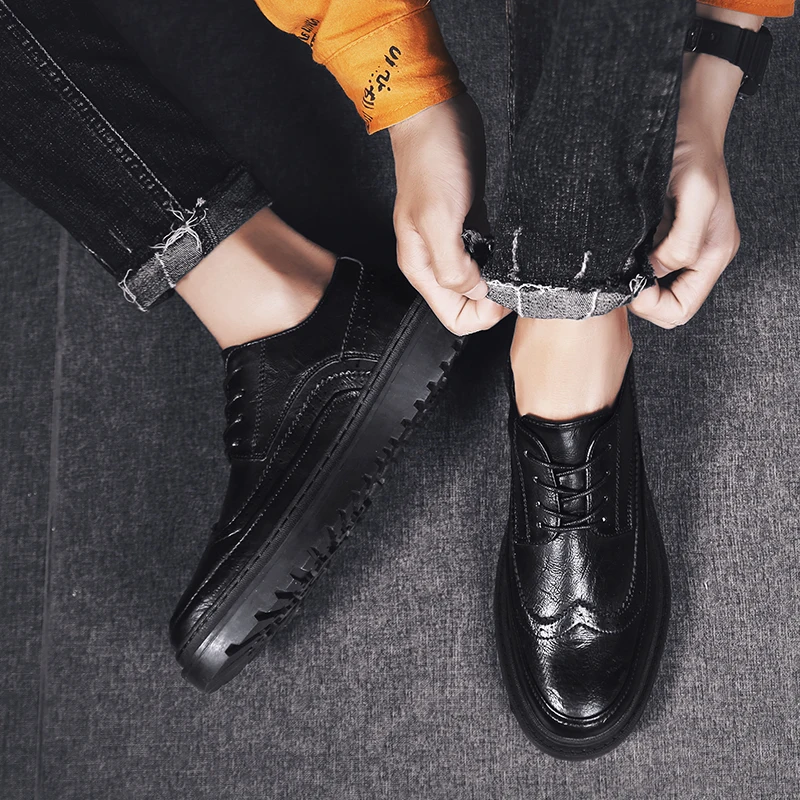 Men Casual Shoes outdoor Men Genuine Leather Loafers Shoes Fashion Handmade Soft Breathable Moccasins brogue Flats Slip On Shoes