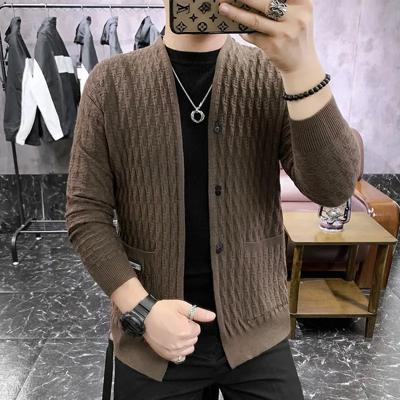 

T-shirt men's 2020 autumn new Korean slim casual plain cardigan sweater fashion top coat