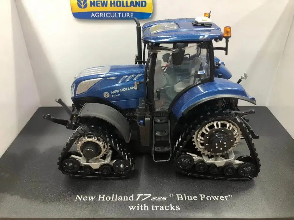 Модель трактора с синей мощностью и гусеницами 1/32 New Holland T7.225 5365 | Игрушки хобби