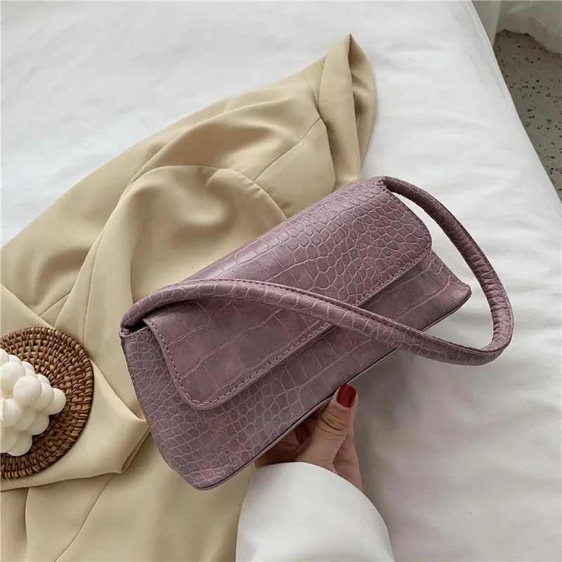 

Bag women 2020 new underarm bag retro crocodile pattern handbag shoulder bag fashion simple baguette bag