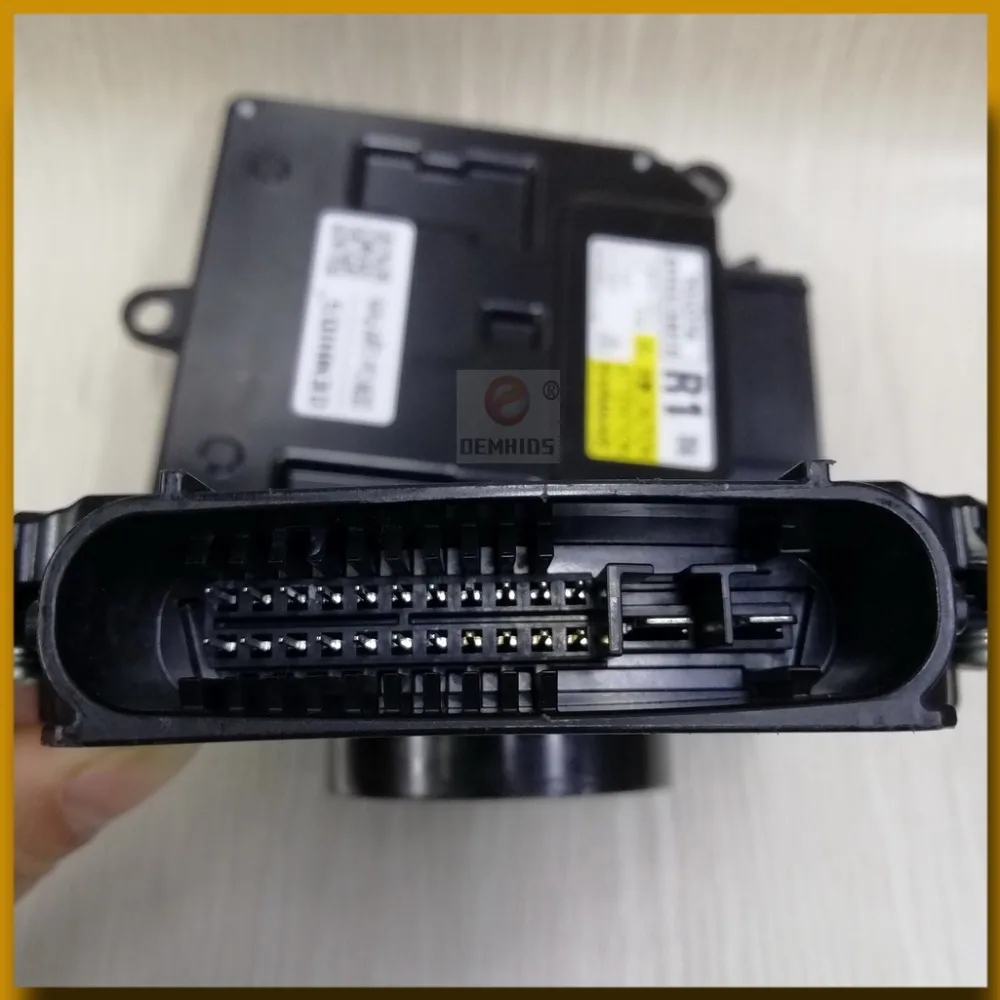 TOYOTA-Alphard 30 series Vellfire 89907-58010 L1
