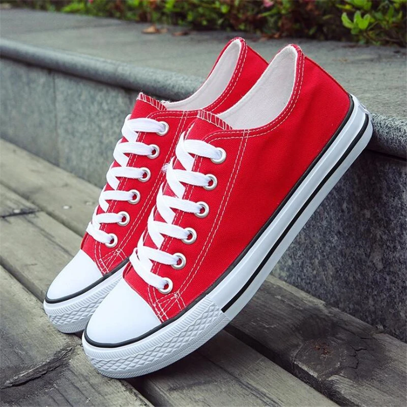 

Spring and autumn large size women's canvas shoes